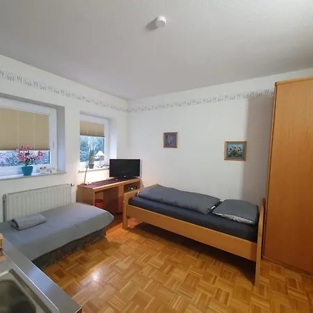 5 Bis 10 Personen *